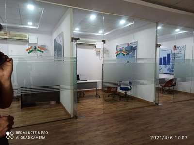 glass partition installation
