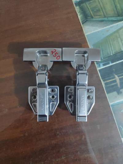 S S 3d Hydrolic clip-on Hydraulic Hinge 
250₹/set