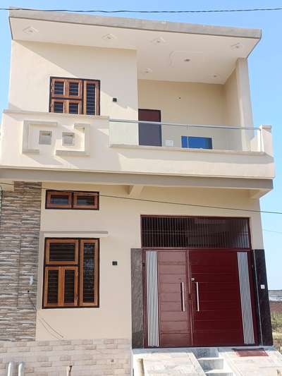 For sale...
Ready to move , 
Dream home 🍁🏠🏘️
contact no.6396988387..
 #ElevationHome 
#homedesigne 
#homestyle 
#new_home 
#sweet_home