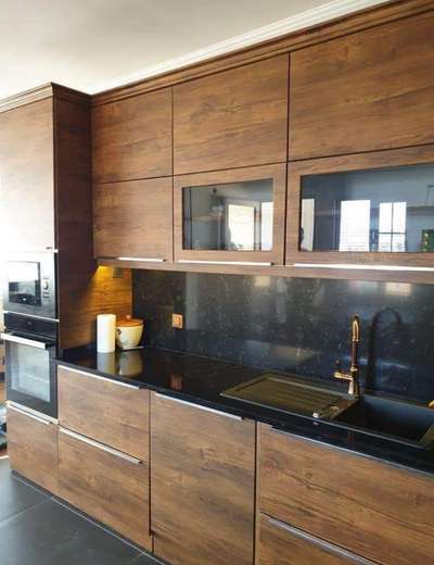 WOODEN touch 
MODULAR KITCHEN