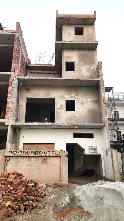 #undercostruction🚧⚠️  #3storybuilding  #3storyhouse  #1000SqftHouse