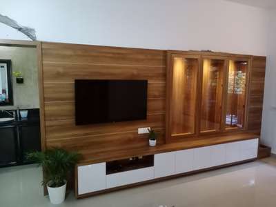 #Tv unit with showcas