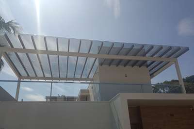 12 mm Toughned st 136 saintgobain glass pergola and glass handrail