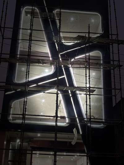 13 17 
Electrician worker