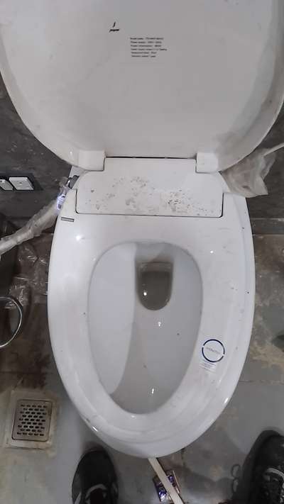 *bathroom fitting.*
no no guarantee, director fayde seat