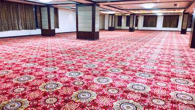 Wall to wall carpet hotel