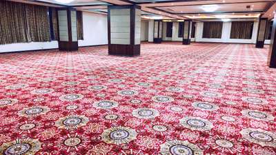 Wall to wall carpet hotel