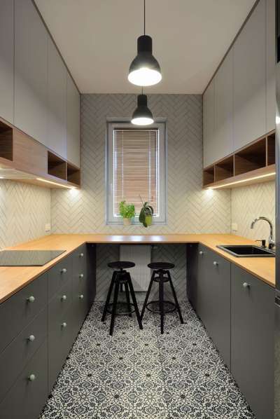 #ClosedKitchen  #KitchenIdeas  #ModularKitchen  #LargeKitchen  #KitchenCabinet