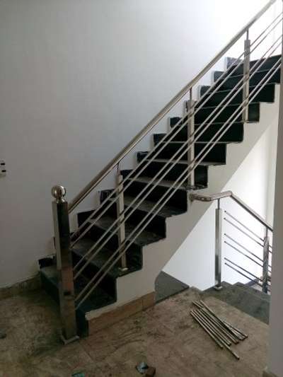 stairs railing 1200rs per running Fett with matarial
pillar charge extra