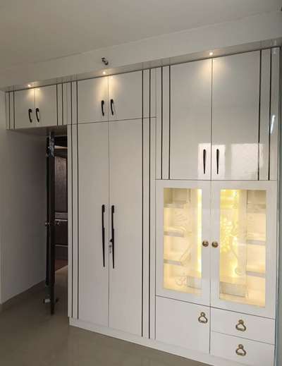 #wardrobedesign  #InteriorDesigner  #woodenwork