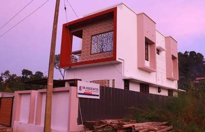 1371 sqft 3bhk @ kottarakkara mylom
for more details kindly contact to : SR Associates Builders & Interiors, kollam
mob:9746567362 & 6235965555