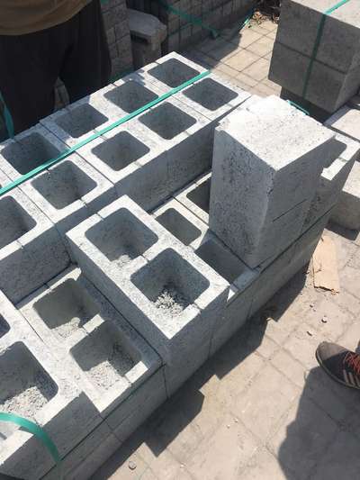 Hollow concrete Block
400*200*200mm and 400*100*200mm  #blocks  # Concrete Blocks  #Hollow Concrete Blocks  # Partition Wall  # Installation Block