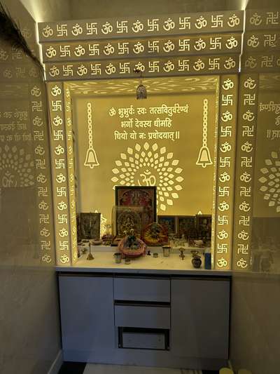 Corian mandir  #corianmandir  #mandirdesign  #ModularKitchen