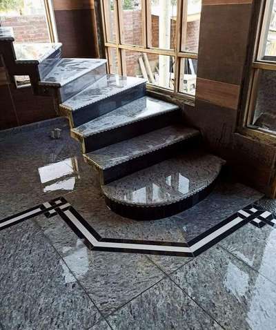 stair double molding
fully completely
#StaircaseDecors #granitestep #granitestepraiser