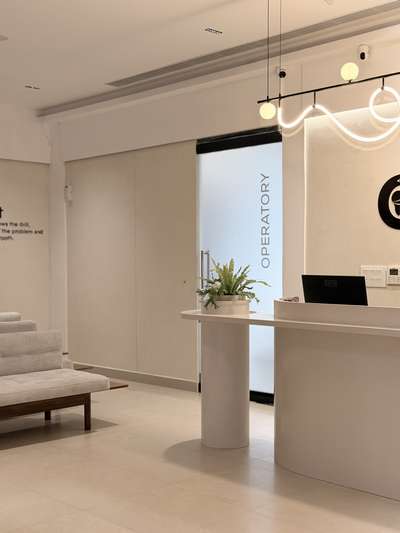 “Subtle. Minimal. Elegant.
A thoughtfully designed dental clinic in Pathirippala, Palakkad, focused on comfort, clarity and calm.”