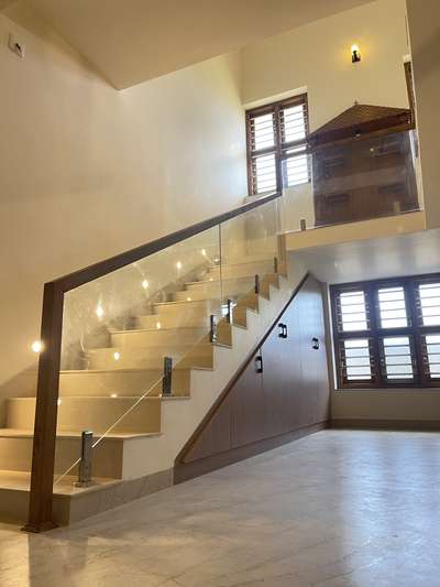 Tuff with wooden Rail  #StaircaseDecors  #GlassBalconyRailing  #GlassStaircase  #StaircaseIdeas  #StaircaseLighting