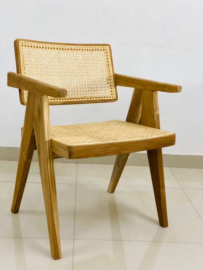 Ratan chair