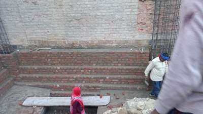 still podation brick wall
