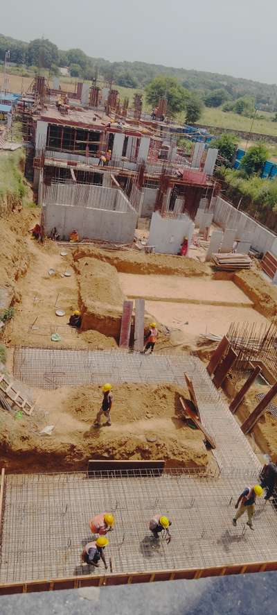 need Structure team on labour rates  with shuttering material for my Builder floor Construction.
400sqyards ,450sqyards ,500sq yards . whatsapp your best rates.
Er Amjad Rajput
manith Buildtech LLP 
9315105736