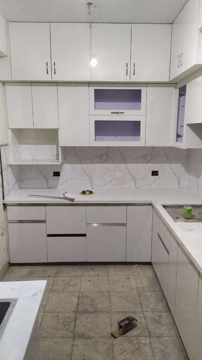 Modulor Kitchen Made by Saifi Interior
900 rs Sq/ft
Order Now👍🏻
 #KitchenIdeas   #KitchenInterior #WoodenKitchen  #LShapeKitchen  #interriordesign #saifiinteriorwork #hatho_Ke_jadugar  #ModularKitchen