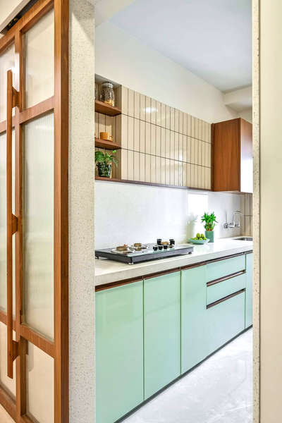 #KitchenIdeas  #LargeKitchen  #LargeKitchen  #LShapeKitchen  #KitchenCabinet  #WoodenKitchen  #ModularKitchen  #KitchenInterior