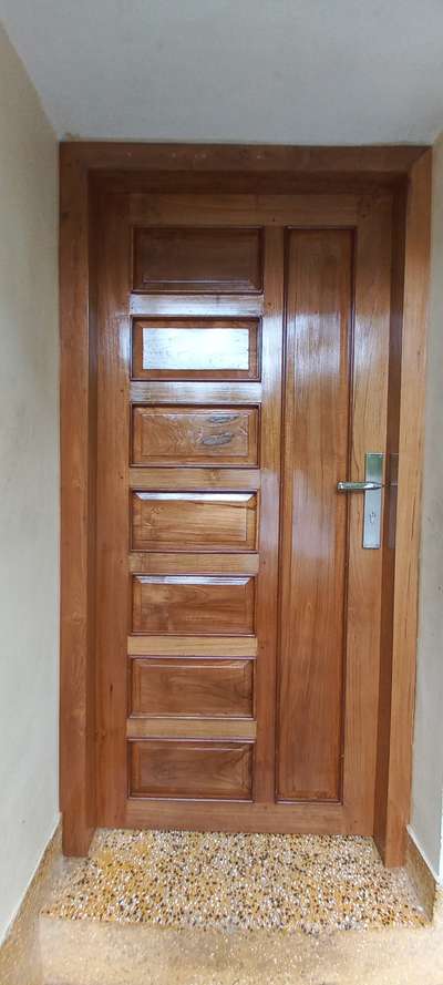 പുതിയ മോഡൽ door