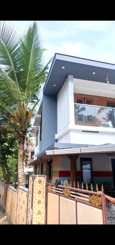 First floor extension at Kariyavattom, Trivandrum #koloviral  #Firstfloorplan  #modernhome  #HouseRenovation  #architecturedesigns  #architecturekerala  #Architect  #modernminimalism