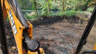 #Earth mover#site clearing 
1200/hours