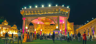 center truss or vip truss 
location Grand piazza banquet indirapuram ghaziabad
.
.
.
 #Architect #architecturedesigns #Architectural&nterior  #exterior_Work  #weddingartist  #weddingstage #faibarsheet  #DecorIdeas  #party #ElevationDesign