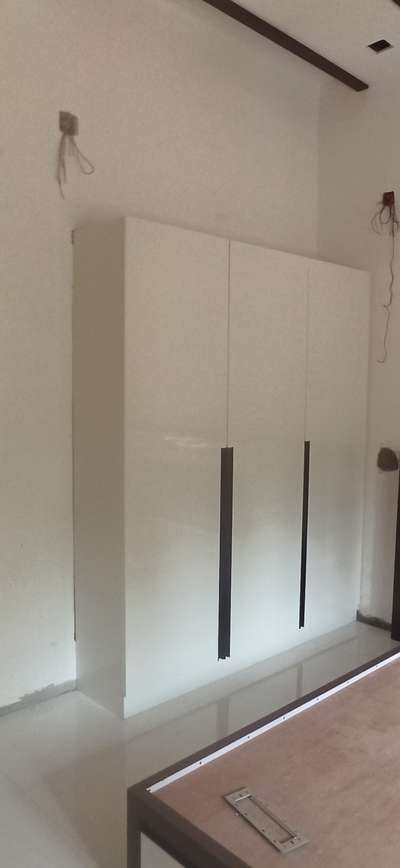 New Finished Interior Work
@ ica vattampadam
Kunnamkulam 
Material: WUDBOND 7 density multiwood , Alco mica lamination,
asian paints trugrip extreme glue,
Accessories: Hablo Hinges, Slider  #HouseDesigns  #HouseRenovation  #tvcabinet  #dressingunit  #baywindow  #studytable  #cealingdesign  #cealing  #WardrobeDesigns  #coat