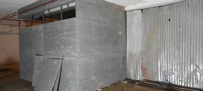 particle board room