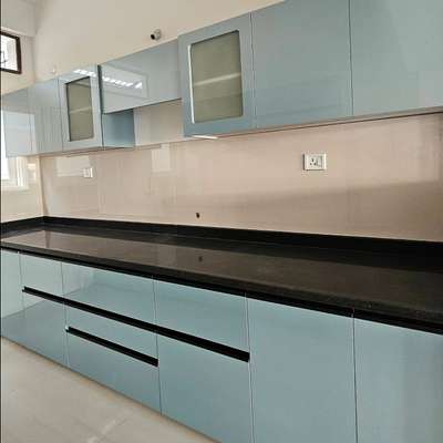 #ModularKitchen  #KitchenIdeas  #LargeKitchen  #ClosedKitchen  #OpenKitchnen