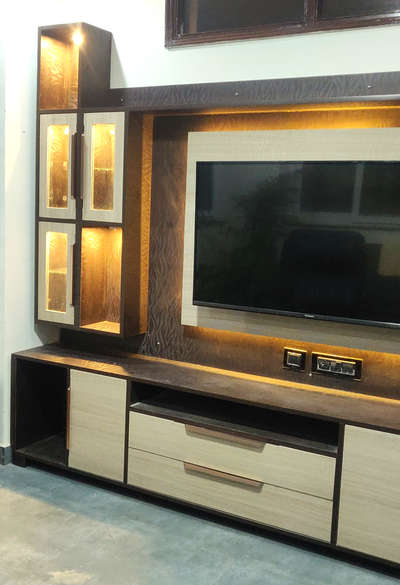 Entertainment Unit

#entertainmentunit #LivingRoomTVCabinet #tvunits  #tvunitinterior #tvunitdesign