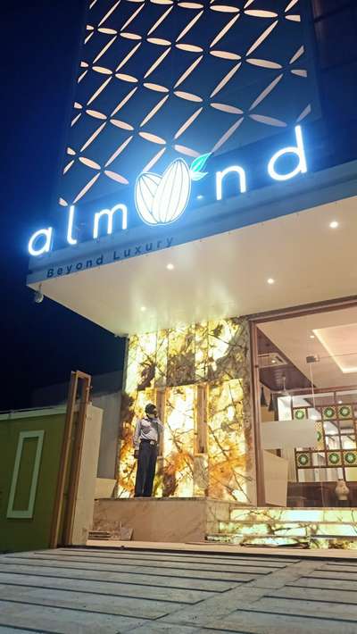 almond hotel jalna