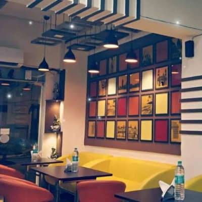 7 States restaurant at Connaught place #threedotdesign
#InteriorDesigner #HomeDecor #cafedesign #residentialinteriordesign #commercial_building #LivingRoomDecoration #yellow #vintagedecor