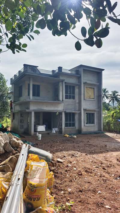 #വീടിന്റെ പ്ലാസ്റ്ററിങ് കഴിഞോ 
 ഇനി ദിവസങ്ങളോ ആഴ്ചകളോ കാത്തിരിക്കണ്ട ഒരു ദിവസം കൊണ്ട് നിങ്ങളുടെ വീടിന് വെള്ള പൂശാം കേരളത്തിൽ എവിടെയും എത്ര വലിയ വീടും ഒരു ദിവസം കൊണ്ട് വൈറ്റ് സിമന്റ് സ്പ്രേ അടിച്ച് തരുന്നു
. പുട്ടി ഫിനിഷിങ്ങിൽ നിങ്ങൾക്ക് വൈറ്റ് സിമന്റ് അടിച്ചു തരുന്നു
.  ജനൽ പാളികൾ പ്ലാസ്റ്റിക് ഷീറ്റ് ഉപയോഗിച്ച് കവർ ചെയ്തതിനുശേഷം ആണ് ഞങ്ങൾ
വൈറ്റ് സിമന്റ് അടിക്കുന്നത്
. പ്ലാസ്റ്ററിങ്ങിൽ വരുന്ന വേസ്റ്റുകൾ ക്ലീൻ ചെയ്തതിനുശേഷം ആണ് ഞങ്ങൾ വൈറ്റ് സിമന്റ് സ്പ്രേ ചെയ്യുന്നത്
. ഏറ്റവും മികച്ച ബ്രാൻഡുകൾ വൈറ്റ് സിമന്റ് ആണ് ഉപയോഗിക്കുന്നത്
. വാട്ടർപ്രൂഫിംഗ് ഡോക്ടർ ഫിക്സിറ്റ്  മിക്സ് ചെയ്തതിനുശേഷം ആണ് ഞങ്ങൾ വൈറ്റ് സിമന്റ് അടിക്കുന്നത്
. വർക്കിന് വേണ്ടിയും  വർക്ക് സംബന്ധമായ എന്ത് സംശയങ്ങൾക്കും ഞങ്ങളുമായി ബന്ധപ്പെടുക
.
.
.

 #whitewashing##allkeralaservice##whitecimente##whitecementspray#palakkad #malapuram #Kozhikode #trishoor#kanoor#wayanadu#kaserkode#kollam #idukki #trivandrum #pathanamtitta #ernakulam #alapuzhawhitewashing##allkeralaservice##whitecimente##whitecementspray #malapuram #