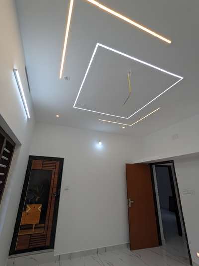 Lights 🏠 ceiling profile light 

Contemporary House 🏠 
Palakkad 

#plan  #ElevationHome  #homeplan  #HouseDesigns  #houseplan  #homedesign  #profilelight  #newideas  #home  #Housedesign  #housedesignideas  #ContemporaryHouse  #contemporaryhomes  #lights