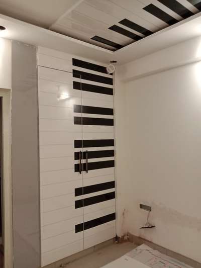 For enquiry 9953992319.
For Musicians. 
Piano pattern on wardrobe upto ceiling. 
 #originalcontent  #BedroomDesigns  #KidsRoom  #music  #woodendesign