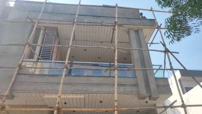 Balcony Glass Railing Done!!
 #GlassBalconyRailing 
 #12mmglass 
 #toughenedglass 
#StainlessSteelBalconyRailing 
 #grade304