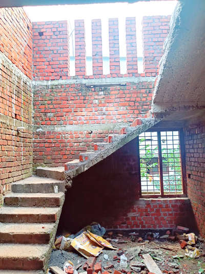 Castle Builders & Architects
Mukkampalamood 
Thiruvananthapuram

Ventilation Work in dining cum stair room

 #chandavila  #kazhakoottam #Thiruvananthapuram #KeralaStyleHouse #ContemporaryHouse #ventilation