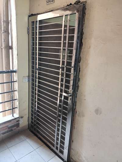 Stainless steel gate