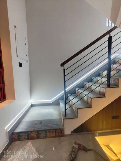 A subtle detail that shapes the space, adding both structure and style without demanding attention. #handrals  #StaircaseHandRail  #handrails  #Woodenhandrail  #wood_handrail