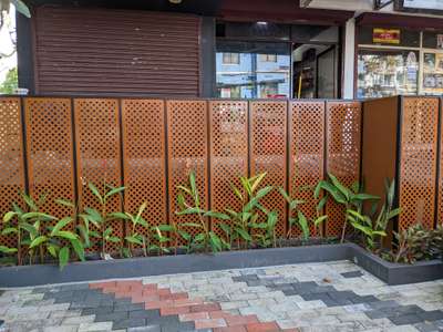 Decorative Metal Panel Fencing
#fence #quickfence #Metal_panel