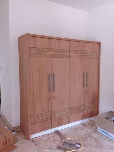 mahagony Veneer Finish