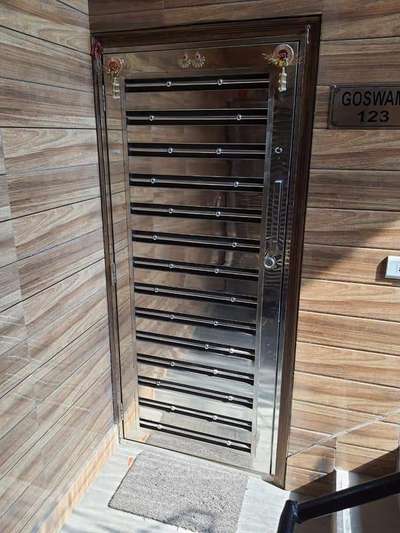 main jaali door
18000 
grade 304 steel
contact me
9582852146