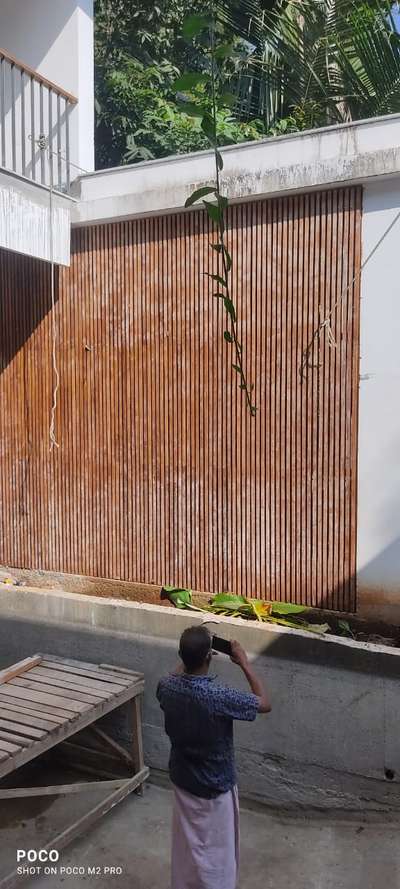 Wooden wall partion