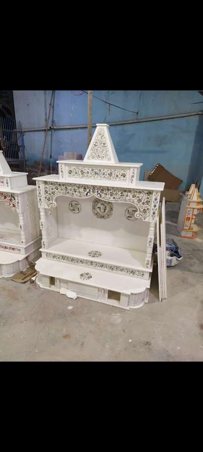 white marble temple manufacturerd 
more design & colour option contact us Whatsapp +91 9887219967  #InteriorDesigner  #HomeDecor  #delhincr  #Architectural&Interior  #Delhihome  #delhi_house_design  #templedesing  #templelighting