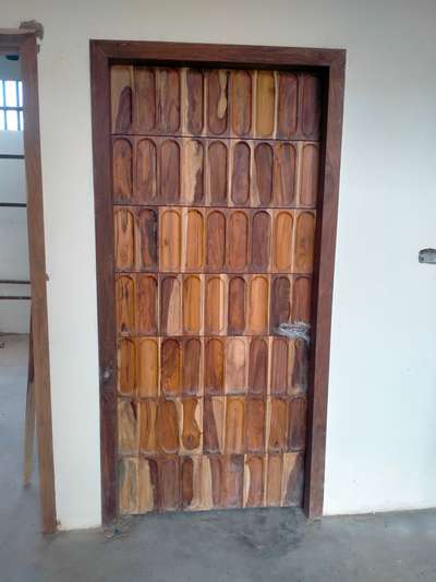wood 🪵 finished 🚪 doors