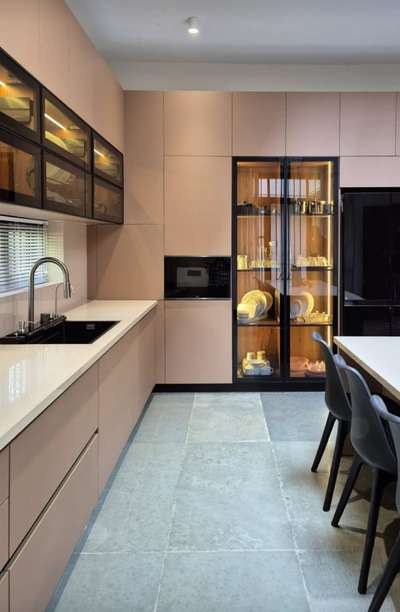 #ModularKitchen #InteriorDesigner #KitchenInterior #kitchen