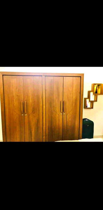 ALAMARA WITH DRESSING TABLE
TEAK WOOD       
AKESHIYA WOOD
LIFE TIME WARRANTY  #SHAJAHAN GROUP